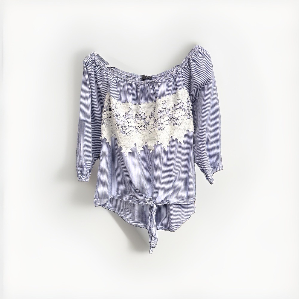 Annabelle Romantic Coastal Cowgirl Stripe Lace Tie Front Shirt Size Small Cotton